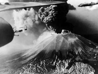 Il paese � stato ricostruito l'ultima volta nel 1944: il 18 marzo di quell'anno il vulcano si riprese la serenit� che aveva regalato a San Sebastiano per pi� di 250 anni